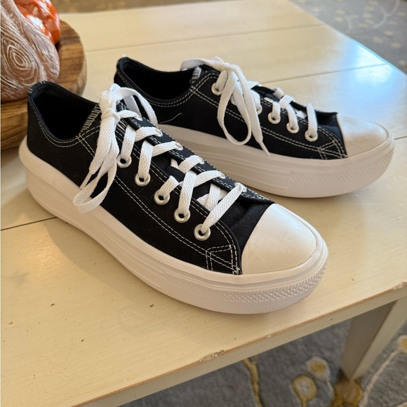 Converse Black and White Sneakers - Picture 6 of 6